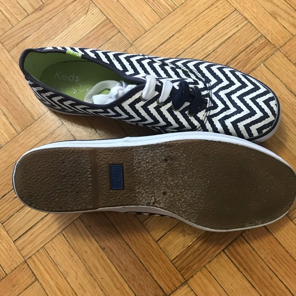 Taylor Swift Keds! Barely worn - Picture 2 of 4